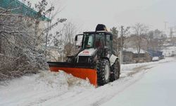 Bozüyük’te kar temizleme  çalışmaları devam ediyor