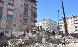 Depremden etkilenen vatandaşlar için seferberlik