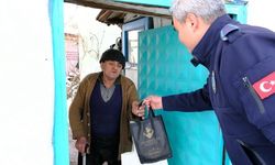 Festivale katılamayan yaşlılara Sivrihisar Belediyesi’nden anlamlı hareket