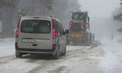 Kar yağışı nedeniyle Kazdağları’nda ulaşım güçlükle sağlanıyor