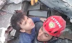 Kayseri İtfaiyesi deprem bölgesinde hayat kurtarıyor