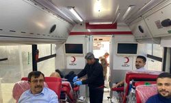 Salihlili şoförlerden kan bağışına destek