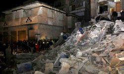 Suriye Sağlık Bakanlığı: "Depremde 326 kişi hayatını kaybetti, bin 42 kişi yaralandı"