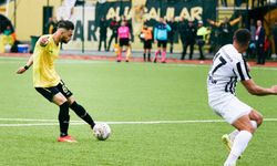 Aliağaspor FK, liderliğini sürdürdü