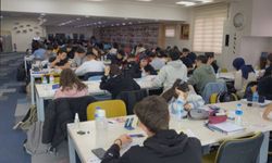 Kayseri kütüphanelerine kitap kurtlarından akın