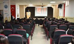 “Çanakkale Zaferi’nin Türk ve dünya tarihindeki yeri” isimli konferans yapıldı