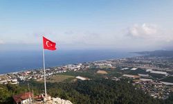 Çalış Tepesi’ne Türk bayrağı asıldı