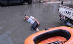 İzmir’deki su baskınlarında aynı manzaraların yaşanması siyasetin de gündeminde