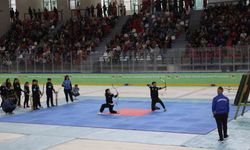 Zeytinburnu Belediyesi Kış Spor Okulları’nın kapanış programı gerçekleştirildi