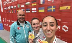 Erzincanlı genç kızlar badminton takımı Polonya'da şampiyon oldu