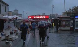 İstanbul Anadolu Yakası’nda sağanak yağış başladı