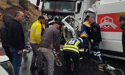 Erzincan'da Trafik Kazası Faciası: 1 Kişi Hayatını Kaybetti, 2 Ağır Yaralı