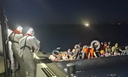 İzmir açıklarında 39 düzensiz göçmen yakalandı, 47 göçmen kurtarıldı