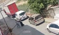 Karısını sokak ortasında defalarca kurşunlayarak öldürdü