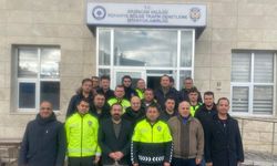 Refahiye’de Trafik Polislerine "Halkla İlişkiler" Eğitimi
