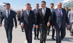 Bakan Tekin: Uygun olan okullarımızın bahçesine spor salonu yapılacak