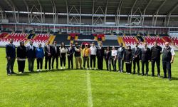 Karate aday hakemlik kursu tamamlandı