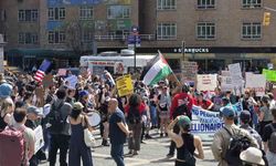 New York’ta binlerce kişi Başkan Trump’ı protesto etti