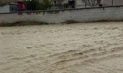 Yağmur Dualar Hemen Kabul Oldu, Sel Geldi