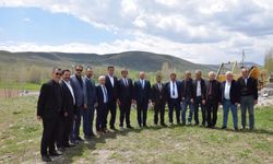 MHP İl Başkanı Bilgehan Çağrı Özarslan’dan Otlukbeli'nde Hastane ve Esnaf Ziyareti