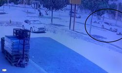 Erzincan'da Otomobil ile Elektrikli Bisiklet Çarpıştı: Bir Çocuk Yaralandı
