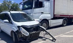 Erzincan'da Tır ile Otomobil Çarpıştı: 2 Yaralı