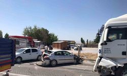Zincirleme trafik kazası: 4 yaralı