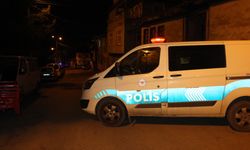 Zabıta memurlarına seyyar satıcılardan bıçaklı saldırı; 2 yaralı, 5 gözaltı