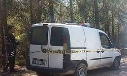 Araç içinde tüfekle vurulmuş halde bulundu