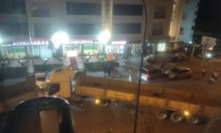 Freni boşalan tır paniğe yol açtı: 2 araca çarptı