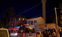 Cami cemaatine bıçaklı saldırı: 2 ölü