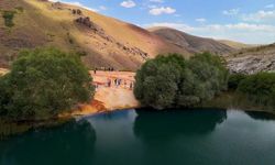 Erzincan'ın Doğal Anıtı Otlukbeli Gölü Ziyaretçilerini Büyülüyor