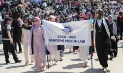Erzincan Binali Yıldırım Üniversitesinde Mezuniyet Heyecanı