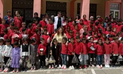 Umutlu Yarınlar Derneği’nden 150 Çocuğa Destek