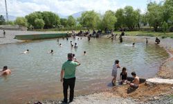 Erzincan'da Ekşisu'da serinlik sezonu yoğun başladı
