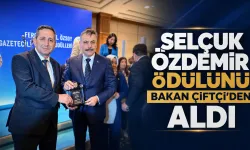 Özdemir Ödülünü İçişleri Bakanı Mustafa Çiftçi’den Aldı