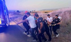 Otomobil yoldan çıktı: 2 yaralı