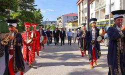 Refahiye'de 19. Bal Festivali coşkusu