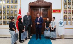 Vali Aydoğdu Sözünü Tuttu, Başarılı Karatecilere Hediyelerini Verdi