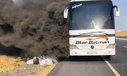 Yolcu otobüsü alevlere teslim oldu: Faciadan dönüldü