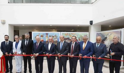 “Azerbaycan Bağımsızlık Günü Sergisi” ziyaretçilere kapılarını açtı
