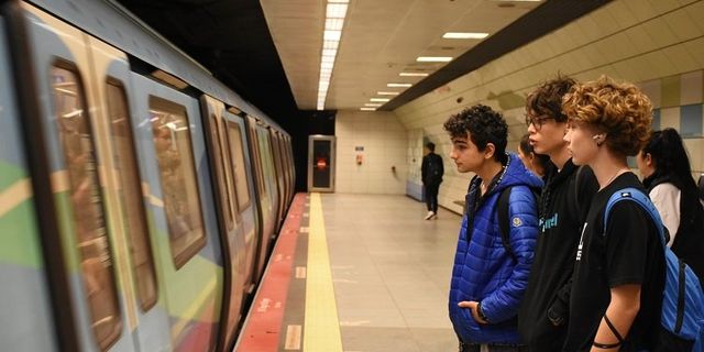 İstanbul'da 131 milyon öğrenci rayları kullandı