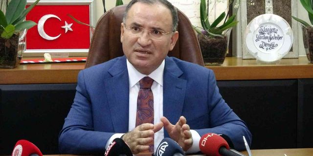 Bakan Bozdağ, “Sözlerini yerine getirmezlerse NATO’ya giriş vizesini Türkiye’den alamazlar”