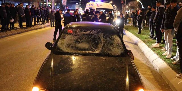 Edirne’de feci kaza: Otomobilin çarptığı 3 yayadan ikisi ağır yaralandı