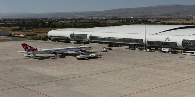 Erzincan Yıldırım Akbulut Havalimanı’ndan aralık ayında 24 bin 516 yolcu faydalandı