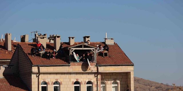 Nevşehir Belediyespor taraftarları maçı çatıdan izledi