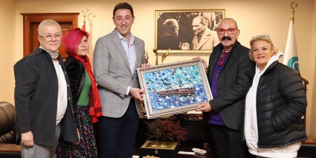 Cemil İpekçi yeni koleksiyonunu Bandırma'da hazırlıyor