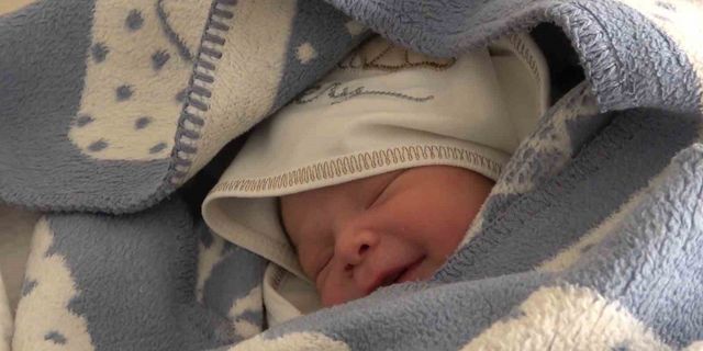 Depremzede kadın, bebeğini Kırıkkale’de dünyaya getirdi