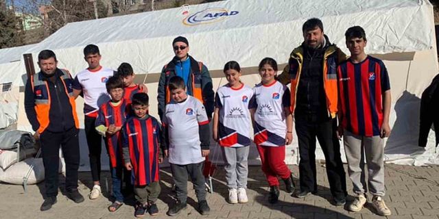 Kırıkkalespor, depremzede çocuklar için seferber oldu