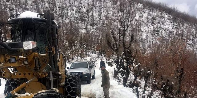 Pervari’de mahsur kalan araçlar, Şirvan’da köy koruyucuları kurtarıldı